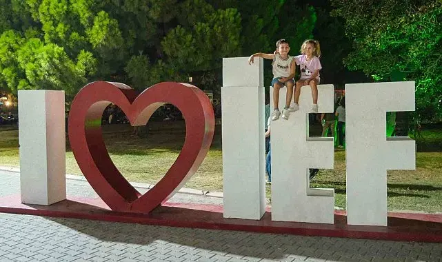 İEF'de sanat dolu gece