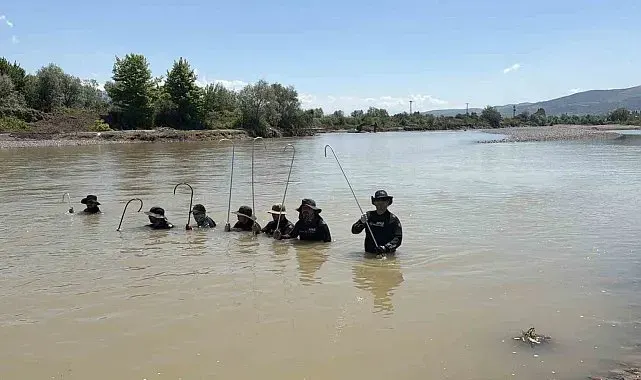 Kelkit Çayı'nda kaybolan İlker, 12 gündür aranıyor