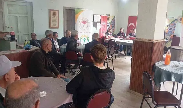 Domaniç'te ahududu yetiştiriciliği eğitimi düzenlendi