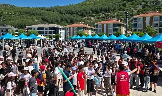 Menteşe'de çocuk şenliği coşkusu