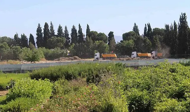 Aydın'da yeni Adalet Sarayı için ilk kazma vuruldu