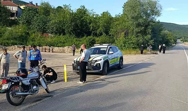Kastamonu'da çarpışan iki motosikletin sürücüsü yaralandı
