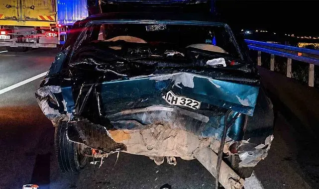 Bankette duran otomobile çarpan araç hurdaya döndü: 6 yaralı