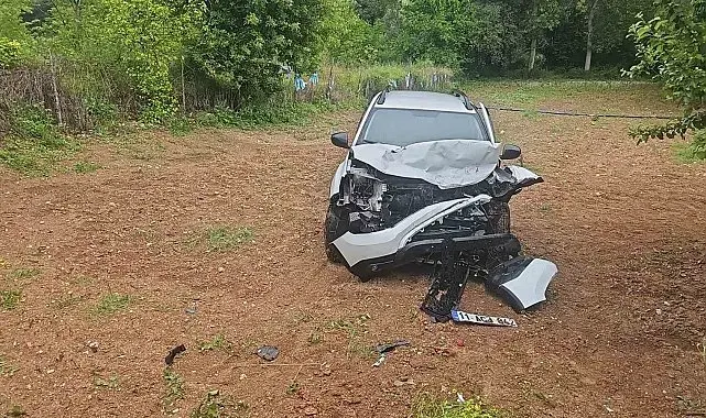 Karşı şeride geçen otomobille tır çarpıştı: 1 yaralı