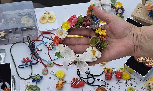 Üreten kadınların el emeği ürünleri vatandaşların beğenisine sunuldu