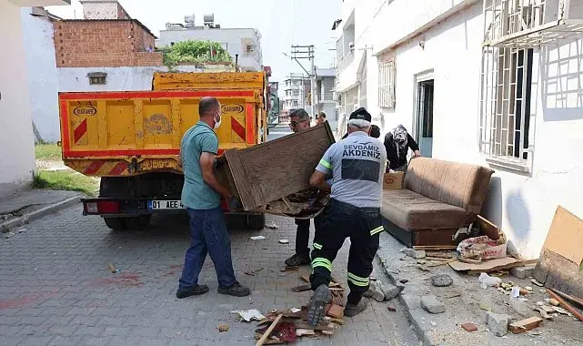 Akdeniz Belediyesinden engelli vatandaşa temizlik desteği