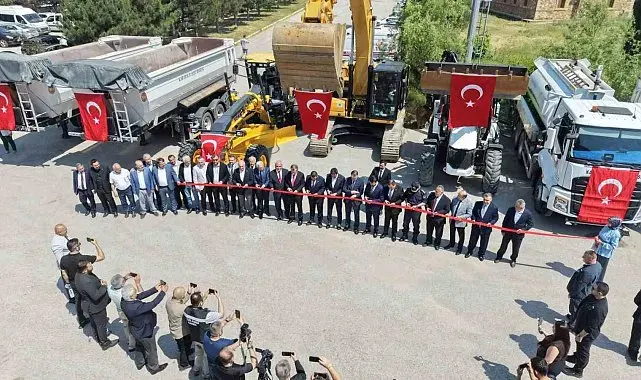 Karabük İl Özel İdaresine 13 yeni araç ve iş makinesi kazandırıldı