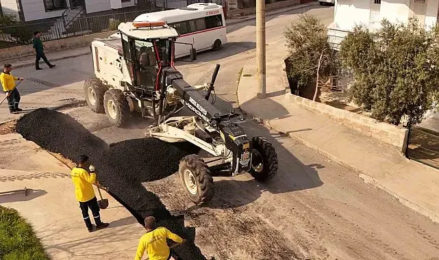 Yıpranan yollar yenileniyor, Tarsus'ta ulaşım konforu artıyor