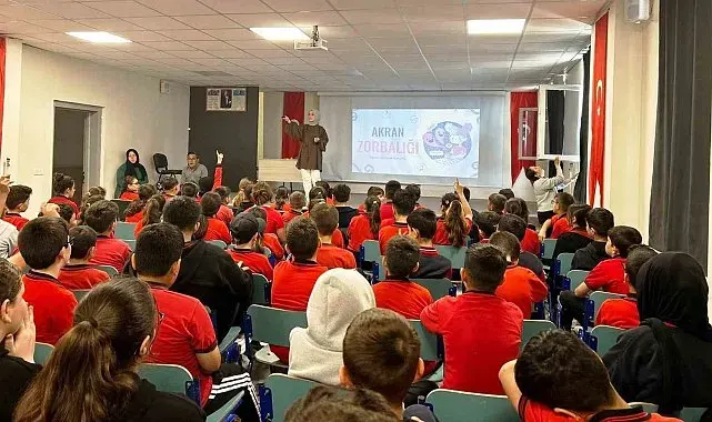 Altıntaş'ta akran zorbalığına karşı farkındalık seminerleri