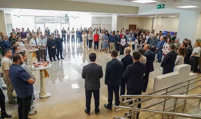 BARÜ ailesi geleneksel bayramlaşma programında bir araya geldi