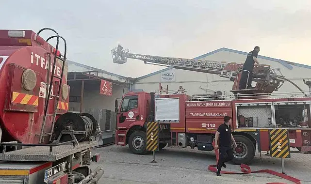 Tarsus'ta atölyede çıkan yangın korkuttu