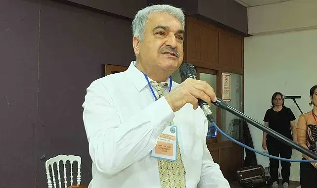Balıkesir Burhaniye'de defileli yıl sonu sergisi yoğun ilgi gördü