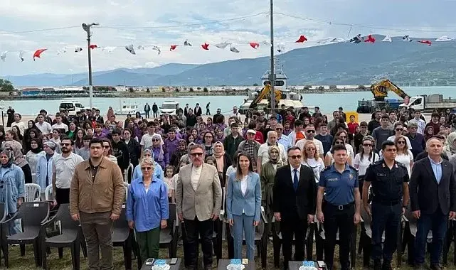 Sinop'ta çocuklar sanat, müzik ve sporla buluştu