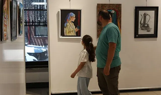 Kartepe'de "Ahenk" resim sergisi sanatseverlerle buluştu