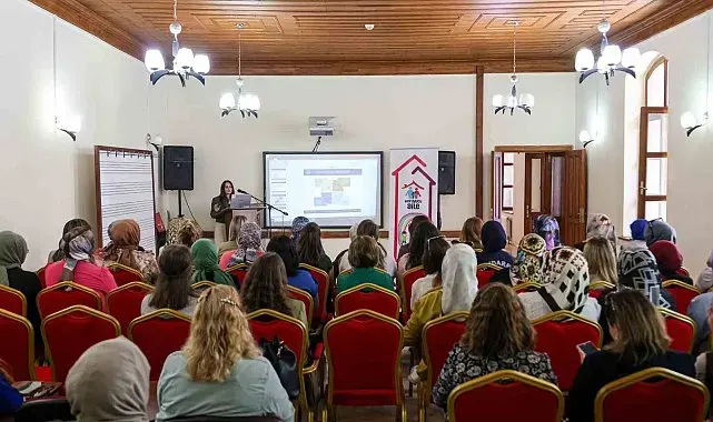 Bilecik'te koruyucu aile farkındalığı toplantısı düzenlendi