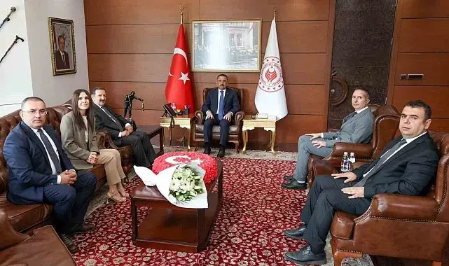 Vali Hacıbektaşoğlu Çevre Haftası heyetini ağırladı