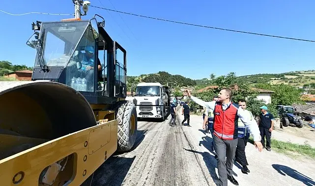 Başkan Akın: "Balıkesir'imizin yollarını ilmek ilmek dokuyoruz"