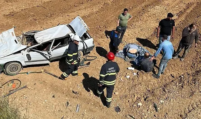 Gediz'de otomobil tarlaya uçtu, 2 yaralı