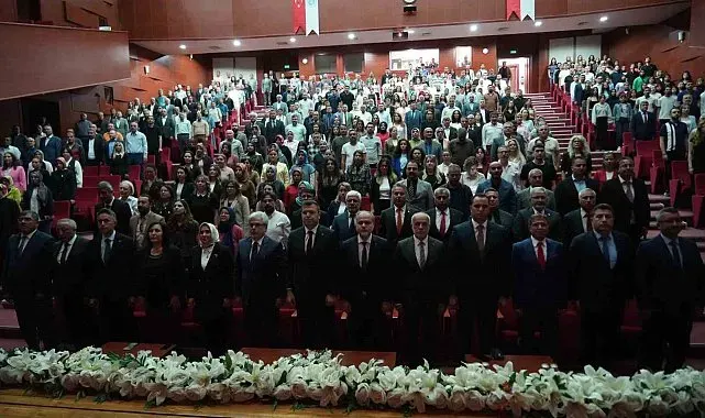 Bakan Yardımcısı Ömer Faruk Yelkenci: "Bir tarafta beceri örgüsü, diğer tarafta değerler var"