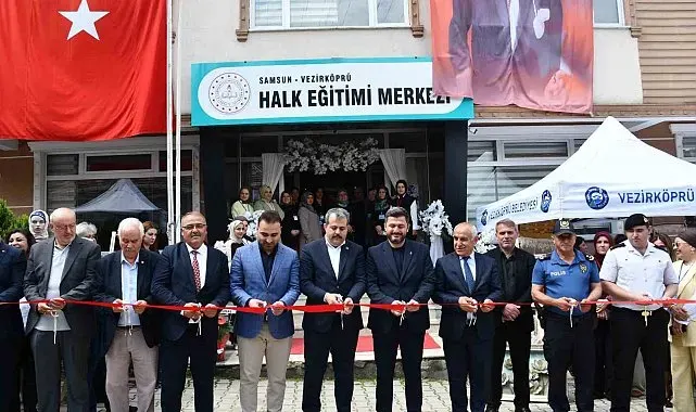 Vezirköprü'de el emeği ürünler yıl sonu sergisi