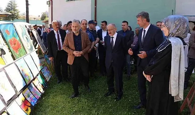 Beyşehir ve Hüyük'te el emeği eserler görücüye çıktı