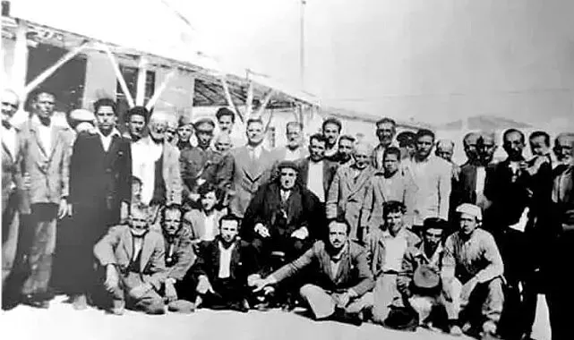 Ilıca'da 77 yıllık bayramlaşma geleneği bu yıl da gerçekleşti