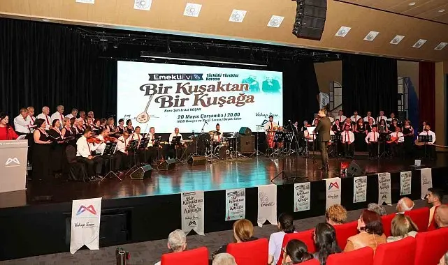 Mersin'de kuşaklar aynı sahnede buluştu