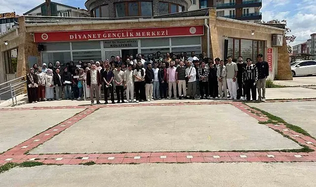 Uluslararası öğrencilerle yürek ısıtan bayramlaşma