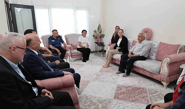 Kaymakam Küpeli şehit ailelerini unutmadı