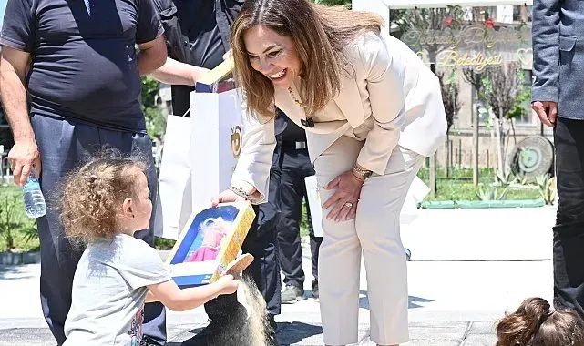 Başkan Yüceer vatandaşlarla bayramlaştı