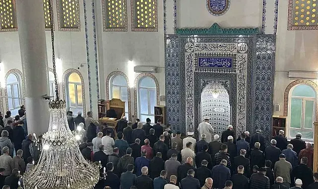 Uşak'ta Kurban Bayramı namazı kılındı