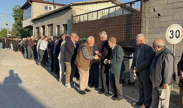 Bu kuyruğun sonu görülmedi