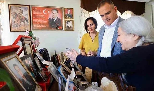 Vali Akbıyık şehit Binbaşı Kıvanç Cesur'un ailesini ziyaret etti
