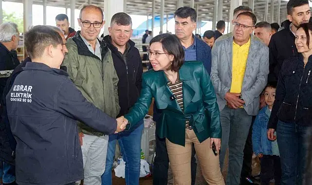Uşak Belediye Başkan Vekili Özkan'dan hayvan pazarına bayram ziyareti