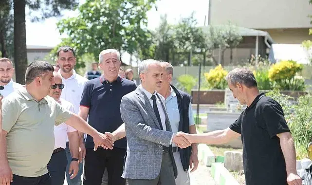 Başkan Çiftçi'den arife günü kabristan ziyareti
