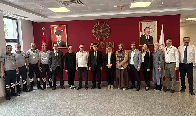 Aydın Şehir Hastanesi'nde personelin bayramı kutlandı