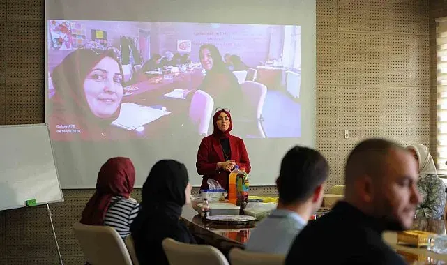 Bayburt'ta sağlık çalışanlarına anne sağlığı ve aile planlaması eğitimi verildi