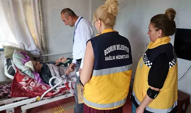 Bodrum Belediyesi'nden yatağa bağımlı hastalara bayram ziyareti