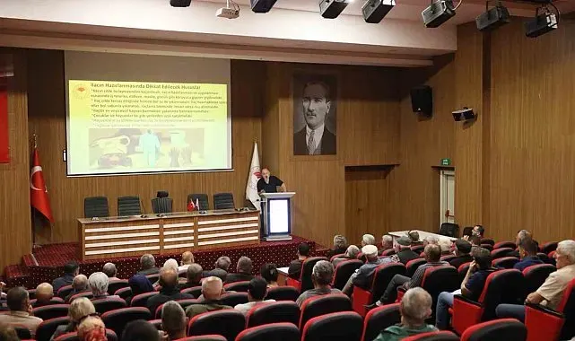 Menteşeli üreticilere "B reçete ve bitki koruma" eğitimi