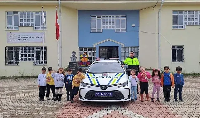 Bilecik'te miniklere trafik eğitimi