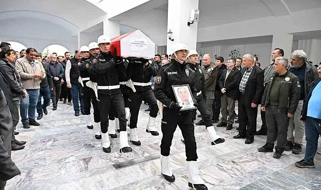 Geçirdiği rahatsızlık sonucu vefat eden polis memuru son yolculuğuna uğurlandı