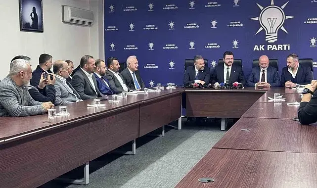 Yeniden Refah Partisi'nden istifa eden 4 meclis üyesi AK Parti'ye geçti