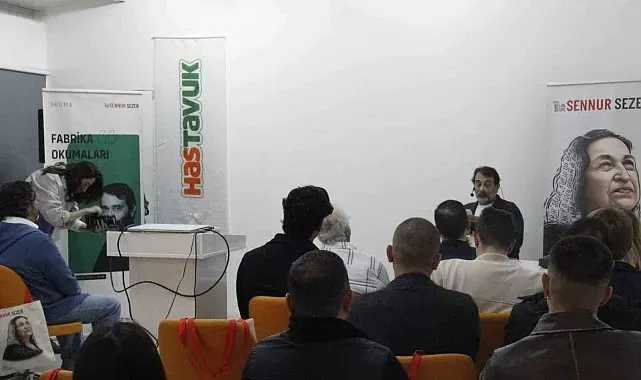 "Sanatçılar Sennur Sezer Okuyor" etkinliğinin konuğu Arif Pişkin oldu