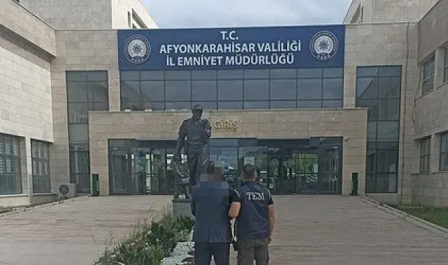 FETÖ'den 6 yıl 3 ay hapis cezasıyla aranan şahsı polis yakaladı