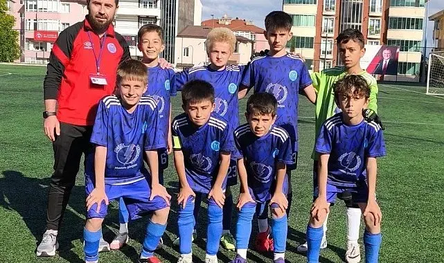 Bilecik U11 Gençler Ligi'nde 1299 Bilecikspor Kulübü, BFA'yı farklı yendi