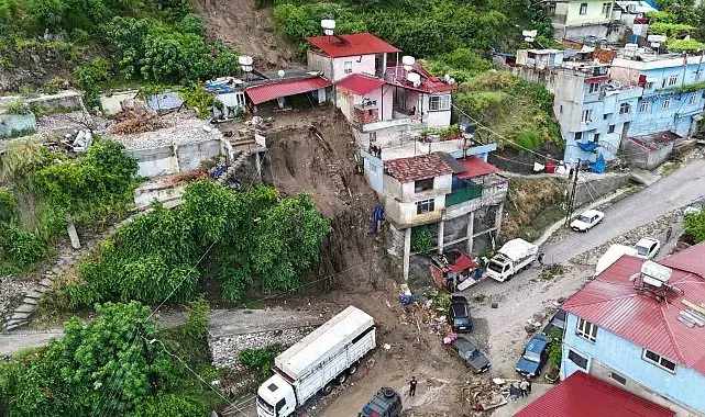 Hatay'da müstakil evin çöktüğü alan böyle görüntülendi