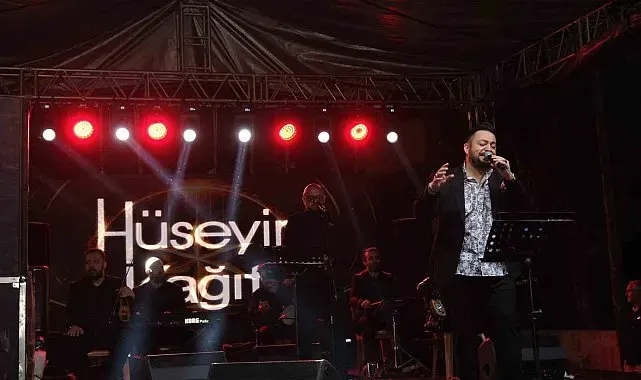 Hüseyin Kağıt Sarıgöl'ü coşturdu