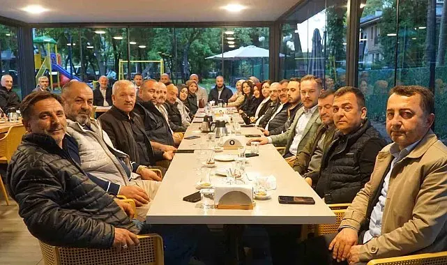 AK Parti'de kusursuz toplantı