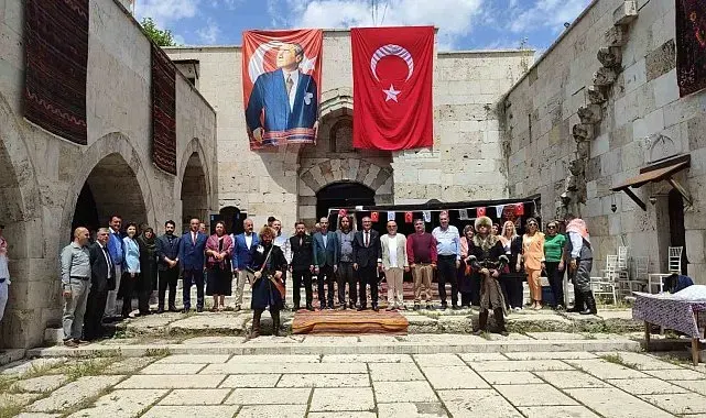Tarihi Akhan Kervansarayında Yörük kültürüne ev sahipliği yaptı