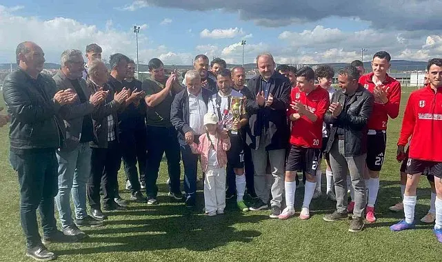 Tavşanlı'da ligin bitimine 2 hafta kala şampiyon Göbelspor oldu